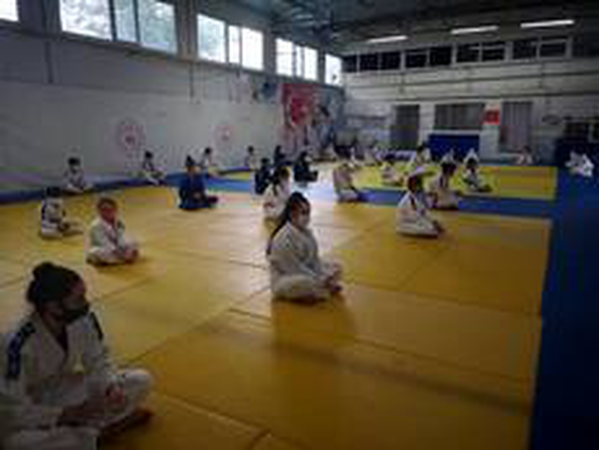 Yunusemre\'de judoda kuşak sınavı heyecanı