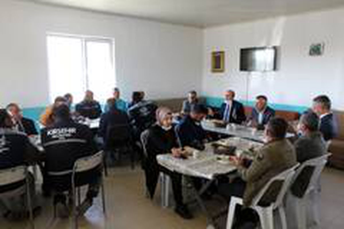 Belediye Başkanı Ekicioğlu, saha personeli ile büro personeli arasında maaş farkı önerdi