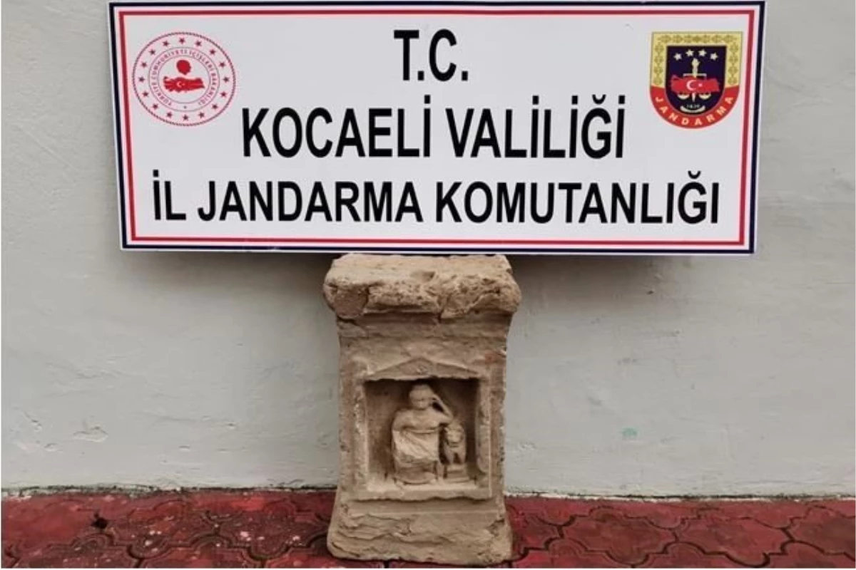 Kocaeli\'de Roma dönemine ait Kybele sunağı ele geçirildi