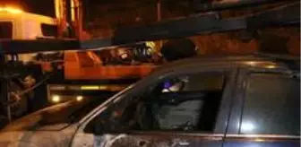 Son dakika: Seyir halindeki otomobil alev alev yandı