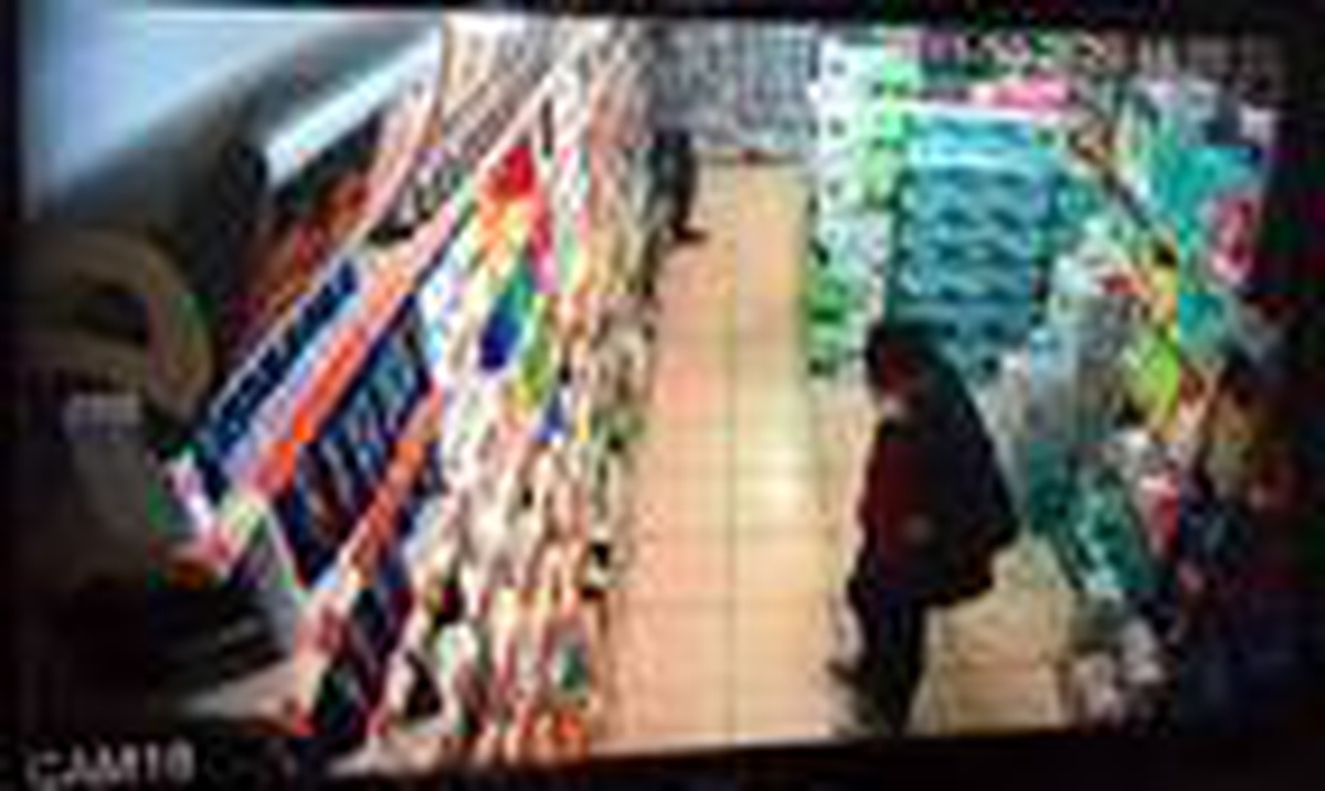 Son Dakika | Sultangazi\'de marketten hırsızlık anları kamerada