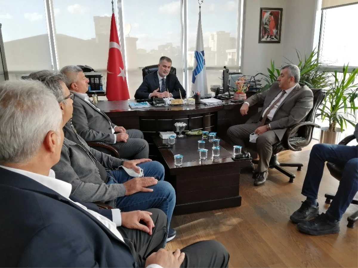 Son dakika haberleri: - TÖHOB Genel Başkanı Soydaş\'dan İstanbul Özel Halk Otobüsleri Esnaf Odası Başkanı Ovacık\'a ziyaret