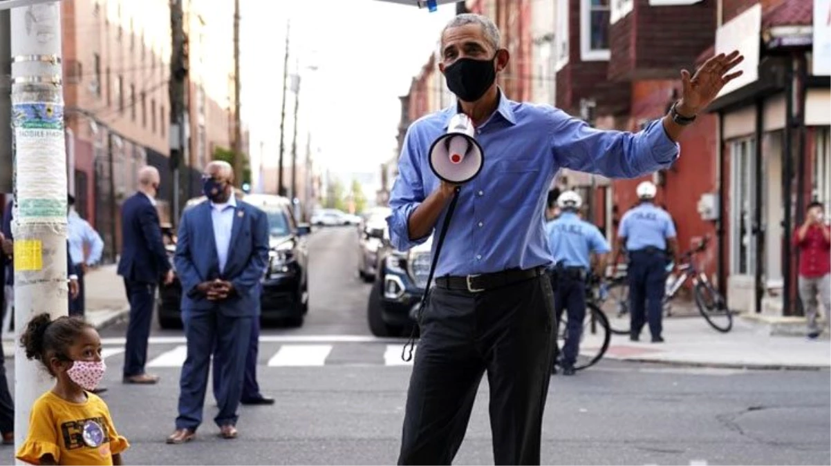 ABD eski Başkanı Obama, megafonla oy isteyerek Biden\'a destek oldu