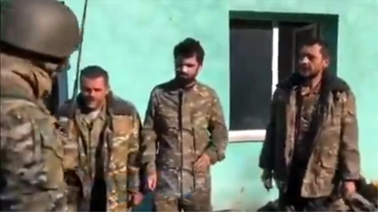 Azerbaycan ordusunun Karabağ\'da esir aldığı Ermeni askerlerin görüntüsü yayınlandı
