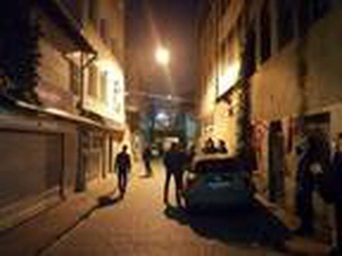 Son dakika! Beyoğlu\'nda \'Çukur\' operasyonu devam ediyor