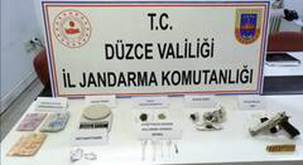 Jandarmadan uyuşturucuya geçit yok
