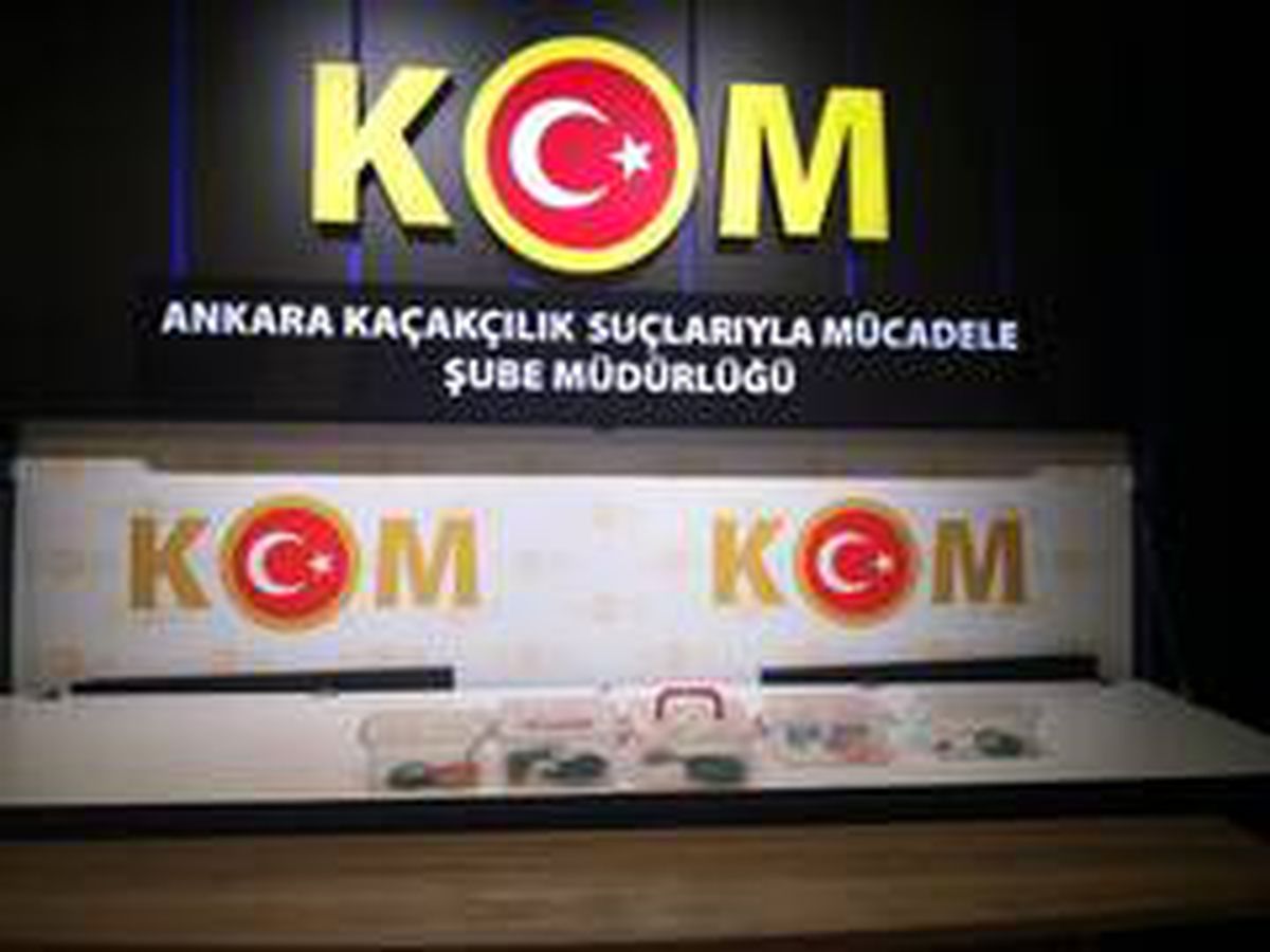 Kaçakçılık ekipleri "Mısır yılanı" ele geçirdi