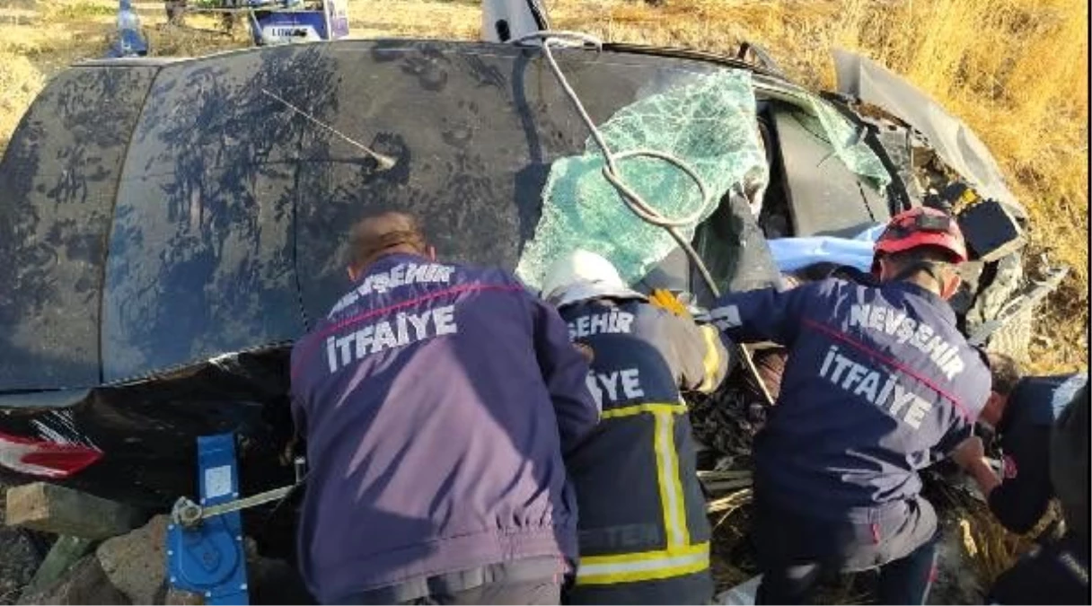 Son dakika haberleri | Nevşehir\'de otomobil şarampole devrildi: 1 ölü, 2 yaralı