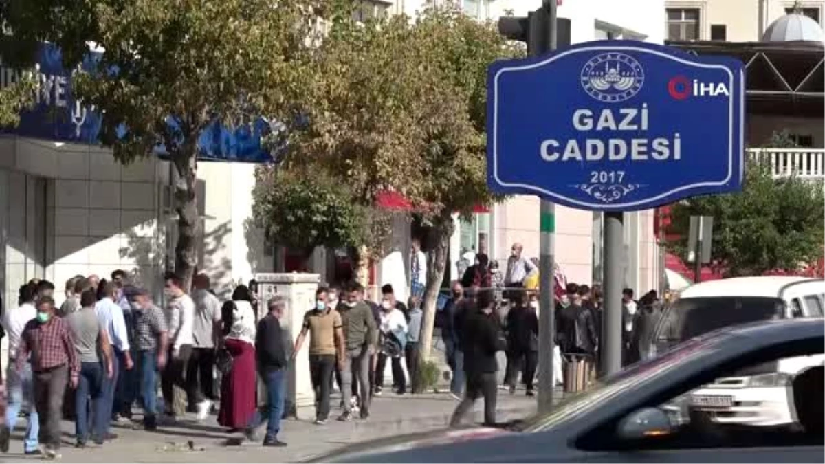 O caddelerde sigara içme yasağı başladı, vatandaşlar destek verdi