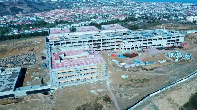 Yalova'da yapımı devam eden hastanede 8,5 şiddetindeki depremde dahi ameliyat yapılabilecek