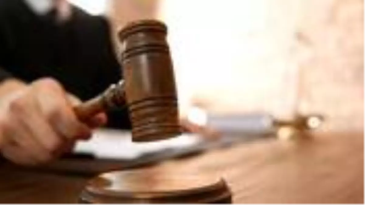 Yargıtay, el hareketi yapıp "Nah alırsın" demeyi suç saydı