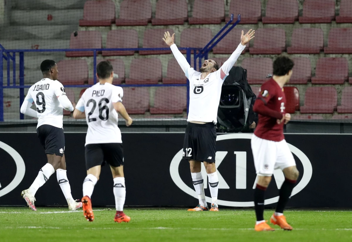 Yusuf Yazıcı, Lille formasıyla Sparta Prag karşısında 3 gol attı