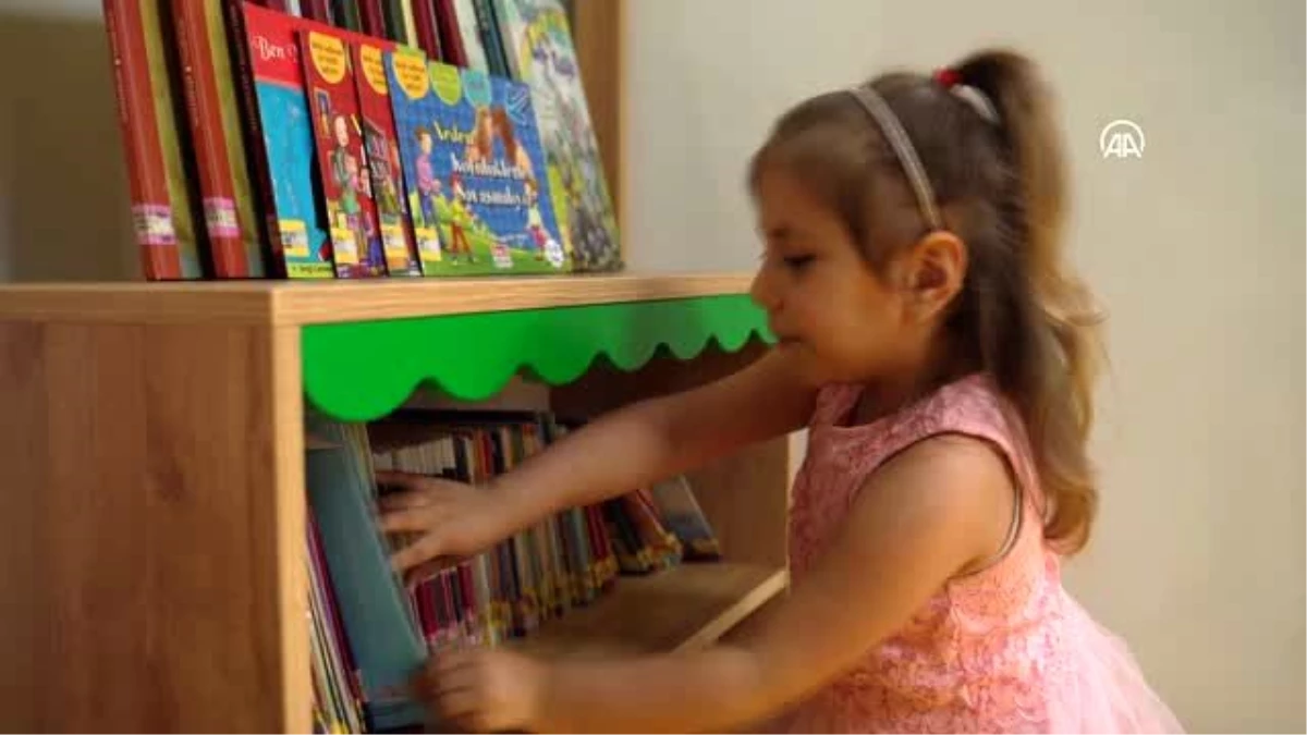 Son dakika: Fatih\'in ilk çocuk kütüphanesi minik okurlarla buluştu