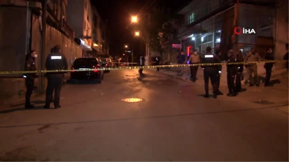 İzmir\'de silahlı kavga: 1 ölü, 1 yaralı