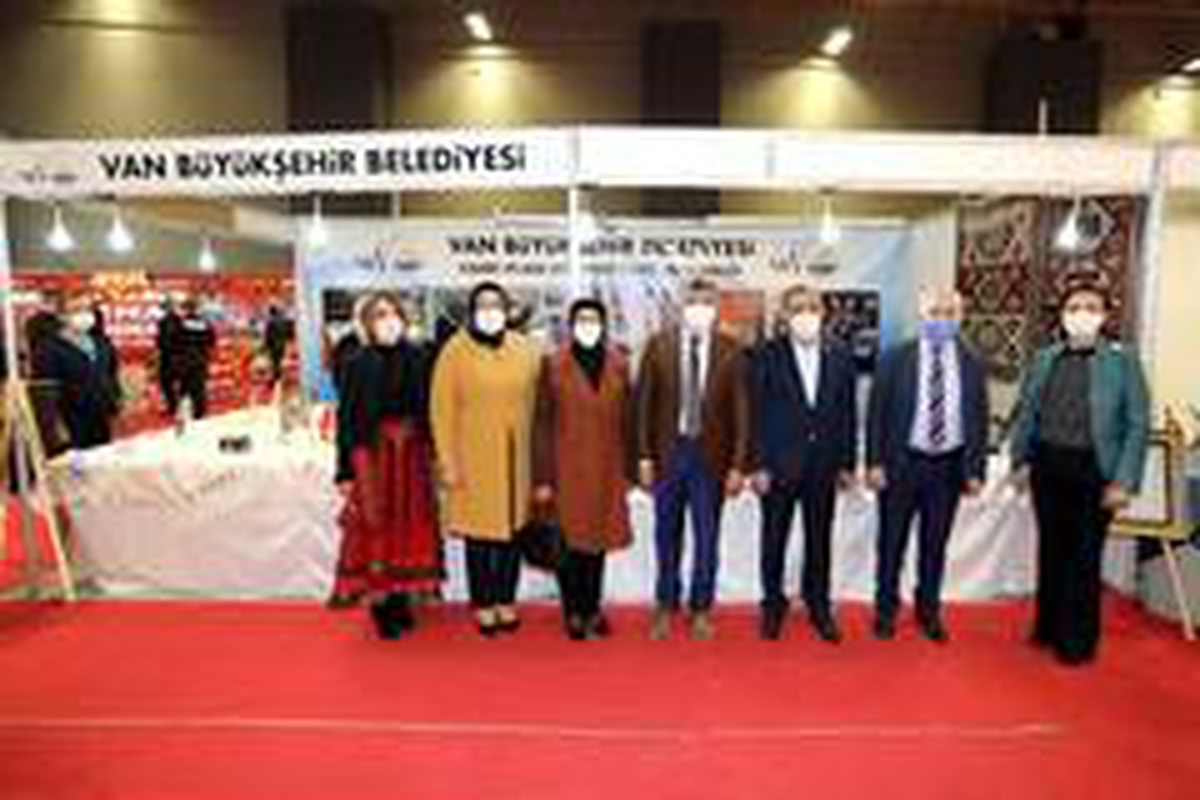 Van Büyükşehir Belediyesi stantlarına büyük ilgi