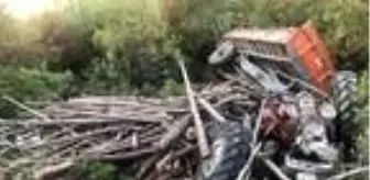 Devrilen traktörün altında kalan 4 kişiden 1'i öldü