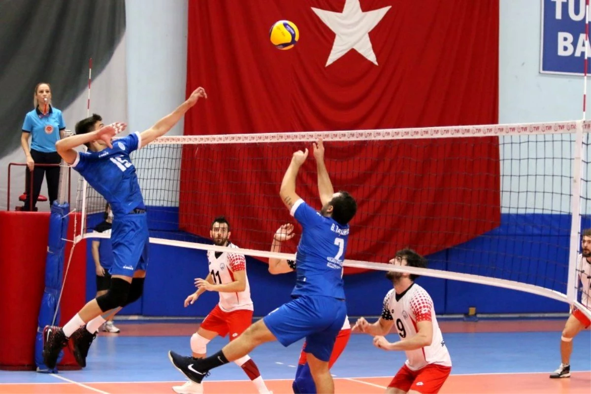 Erkekler Voleybol 1. Ligi: Kocaeli BŞB Kağıtspor: 3 Melikgazi Belediyespor: 1