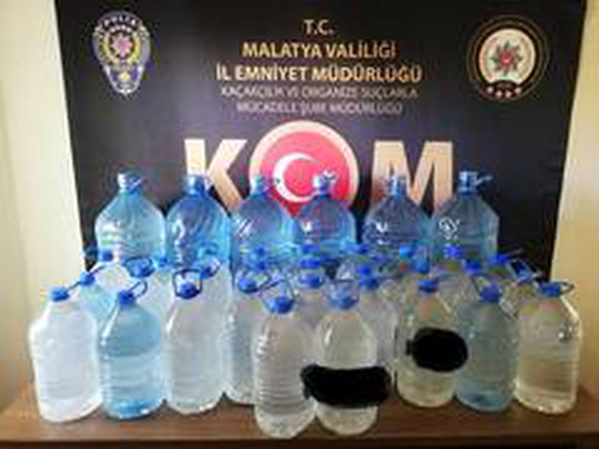 Son dakika... Malatya\'da 269 litre sahte içki ele geçirildi