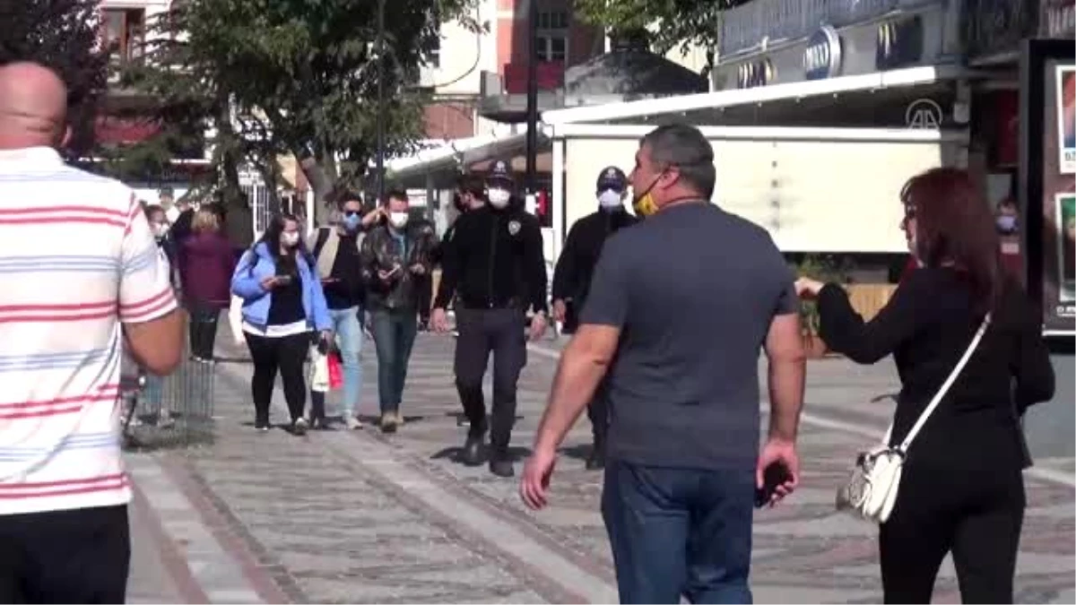 Son dakika: Turistlerin yoğun olduğu caddelerde maske denetimi