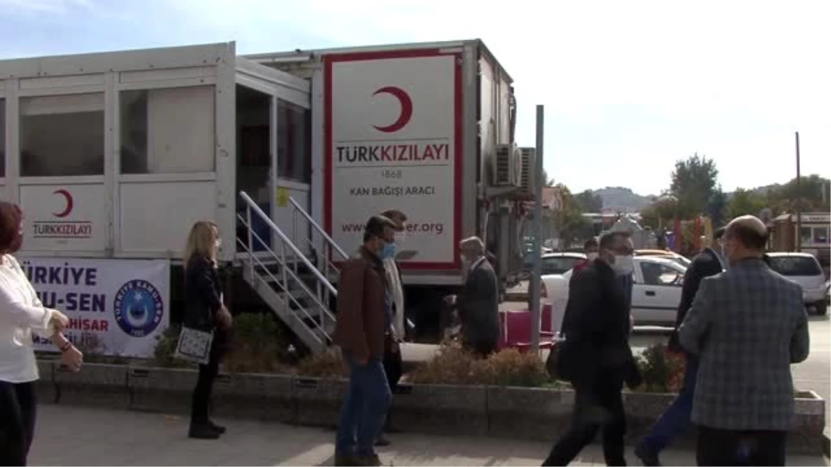 Türkiye Kamu-Sen\'den "Kan Ver Afyon" kampanyasına destek