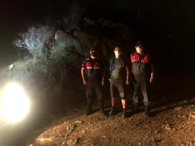 Son dakika haber | Antalya'da doğa yürüyüşünde kaybolan turisti jandarma buldu