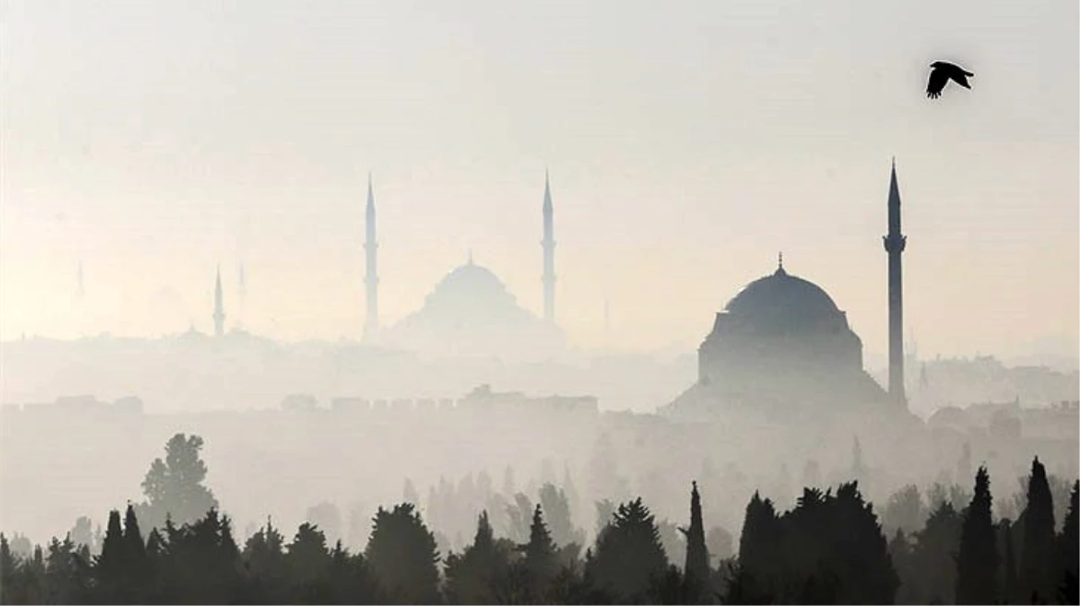 Kenti etkisi altına aldı! İşte İstanbul\'dan kartpostallık sis manzaraları