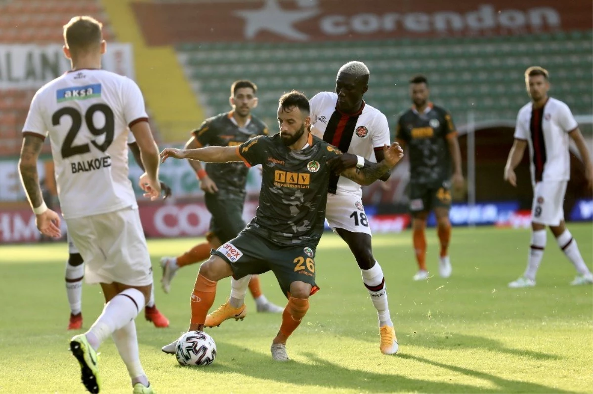 Süper Lig: Aytemiz Alanyaspor: 2 - Fatih Karagümrük: 0 (Maç sonucu)