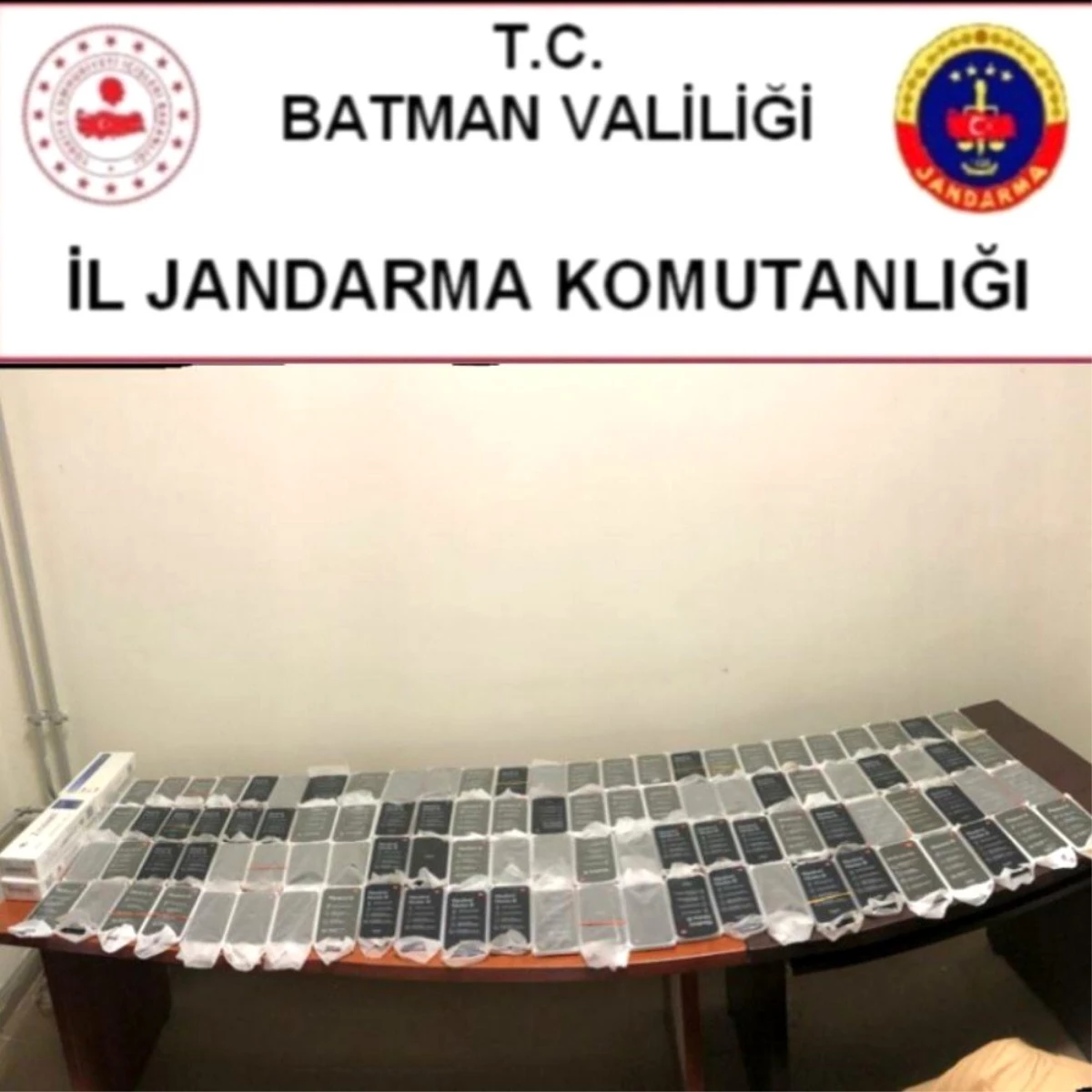 Batman\'da 100 adet kaçak cep telefonu ele geçirildi