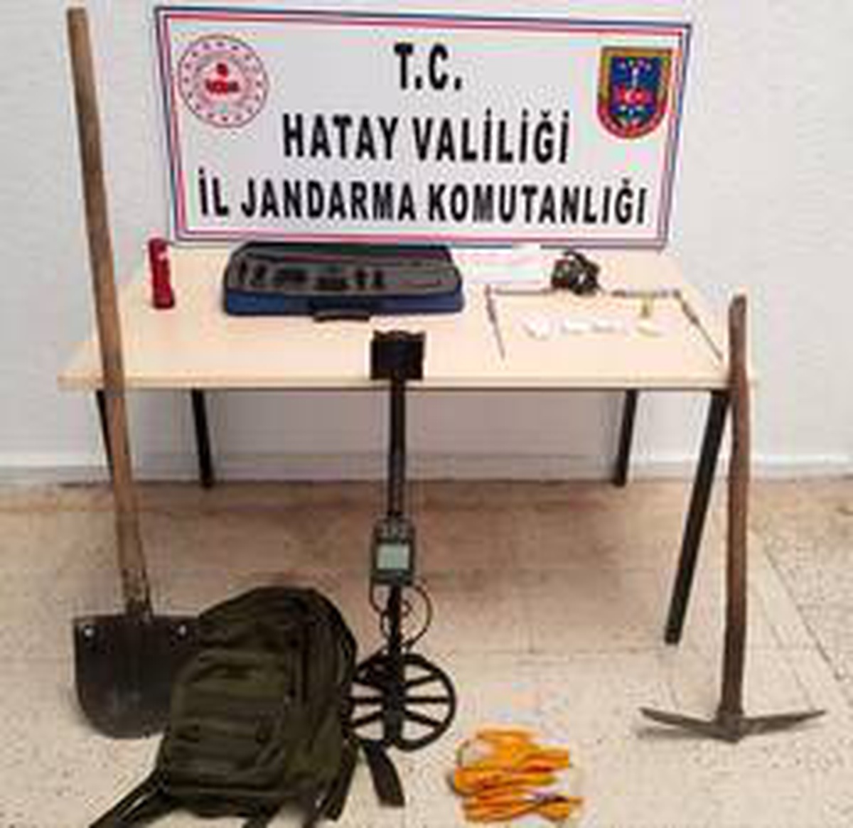 Hatay\'da kaçak kazı yapan 4 kişi yakalandı