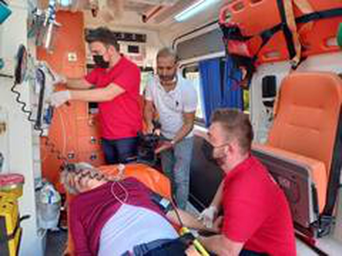 \'Hayatın önüne park etme, ambulansı bekletme\'