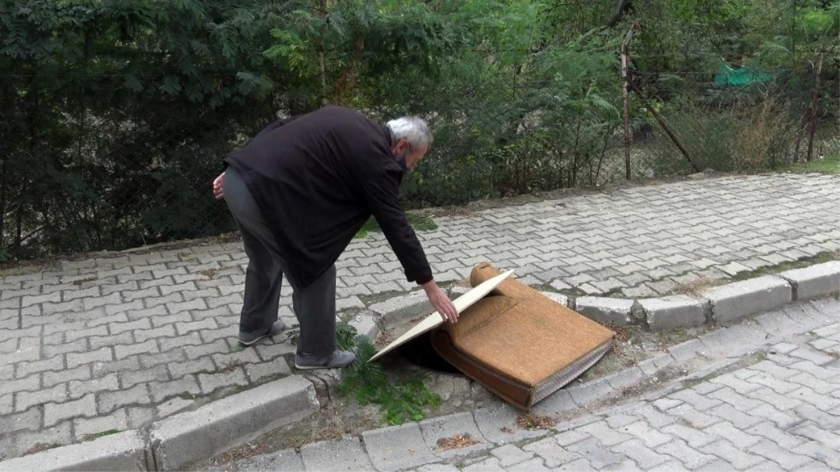 Hırsızlar demir rögar kapaklarına dadandı