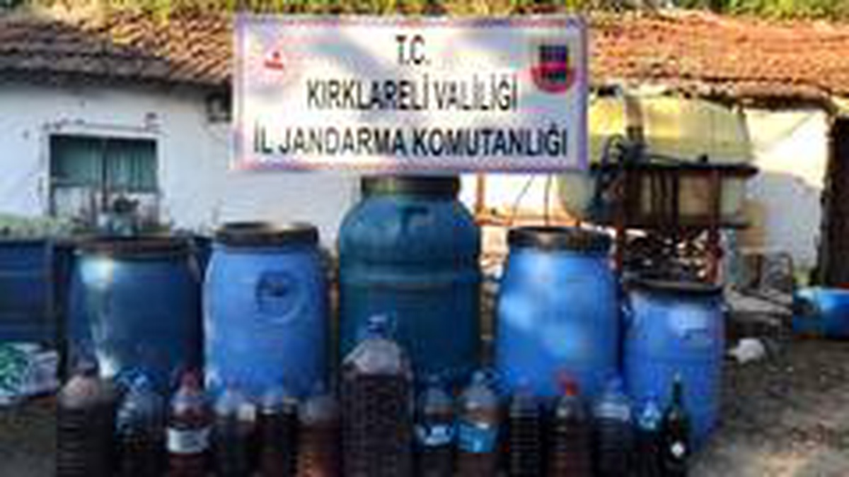 Kırklareli\'de 760 litre sahte alkol ele geçirildi