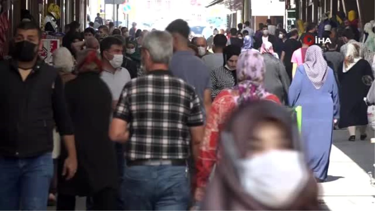 Maske takmayanların bahanesi sigara oldu