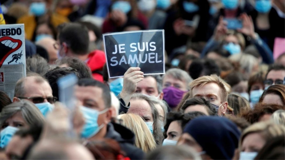 Samuel Paty: Fransa\'da öğretmen cinayeti sonrası İslam, Müslümanlar ve İslamofobi nasıl tartışılıyor?