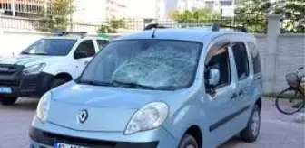 Şiddet gördüğü için babasının yanına yerleşen eşini eve getirmek isterken tartıştığı kayınpederini öldürdü