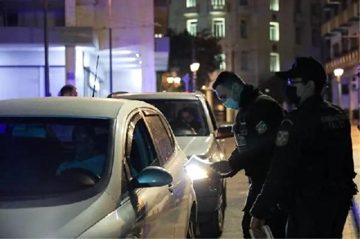 Yunanistan\'da koronavirüs alarmı: Sokağa çıkma yasağı başladı
