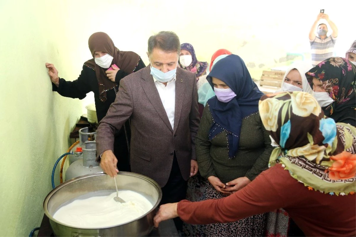 Atakum Belediyesi\'nden kırsaldaki kadınlara nitelikli üretim eğitimi