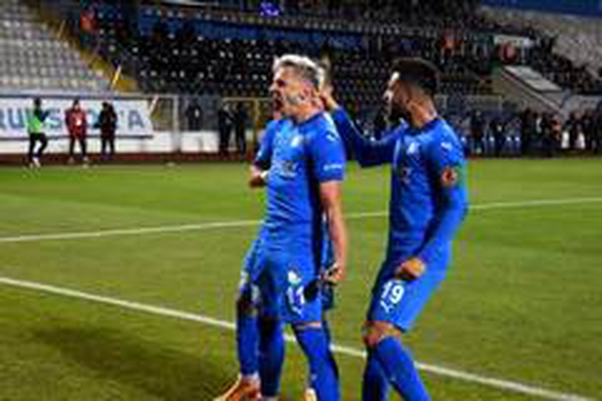 BB Erzurumspor\'da Novikovas şoku