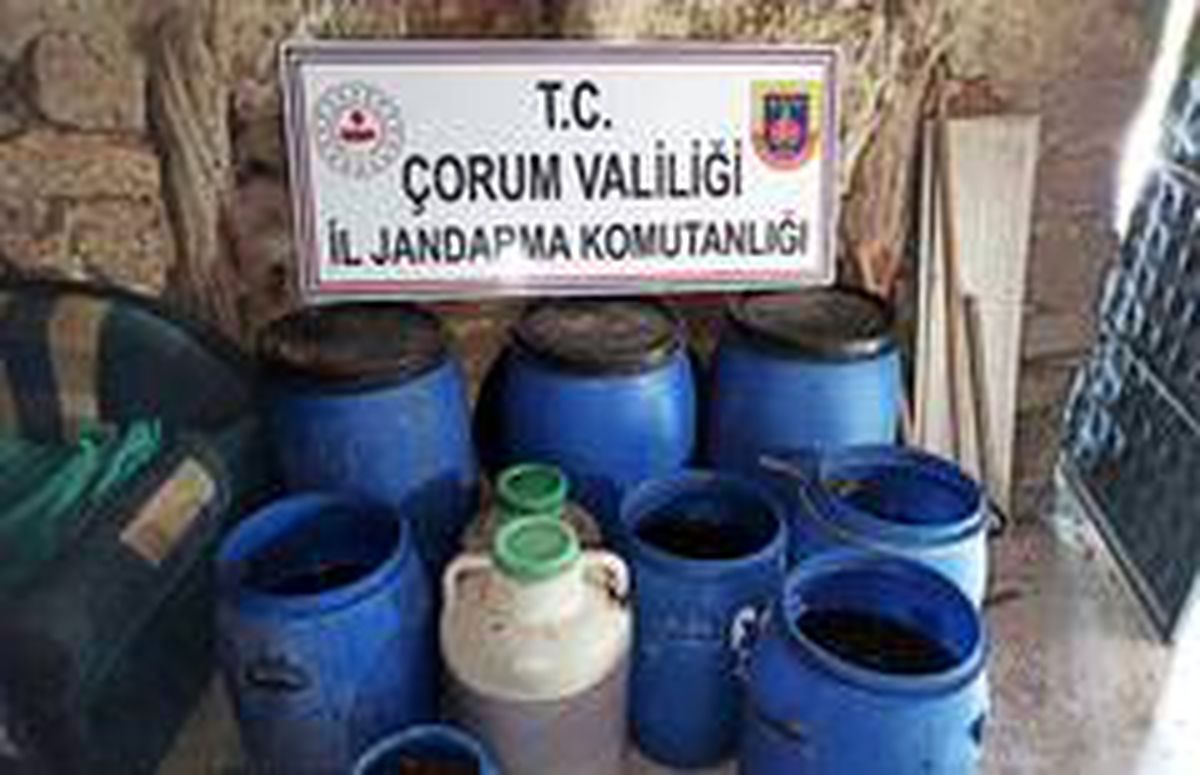 Son dakika haber! Çorum\'da 2 bin 653 litre kaçak içki ele geçirildi