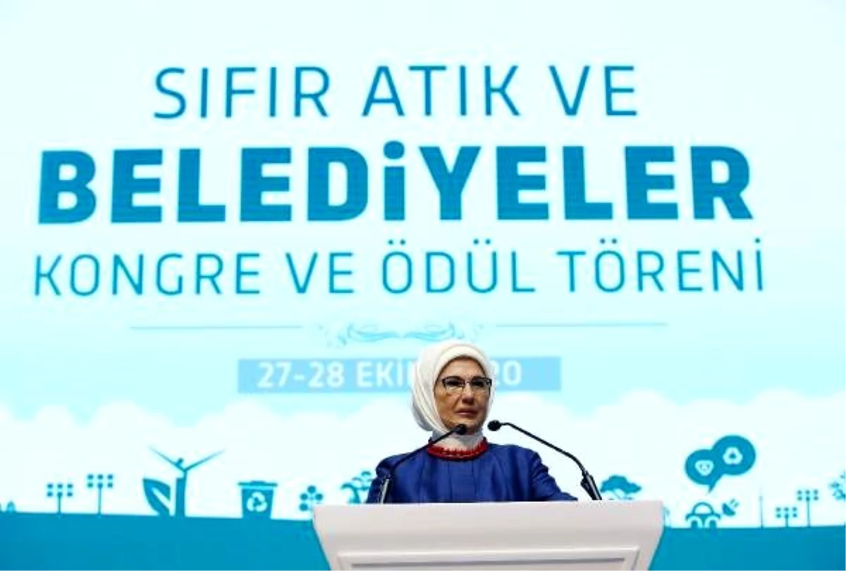 Emine Erdoğan: Ülkenin toprağını, suyunu ve havasını pirüpak edene kadar çalışmalıyız