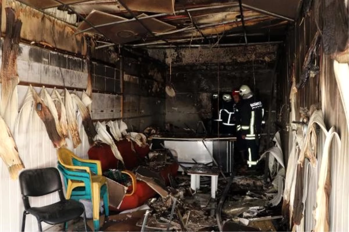 Son dakika haberi | Gaziantep\'te tur şirketi ofisinde yangın