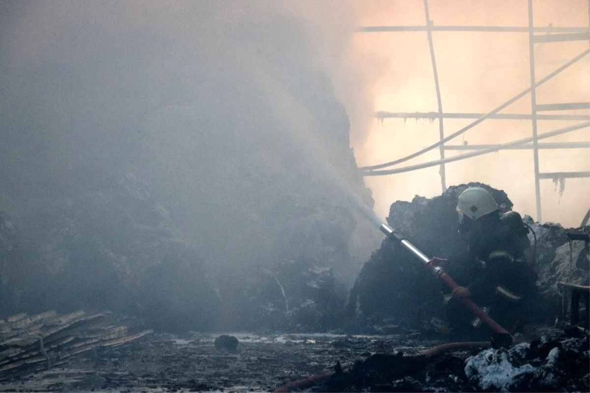 Kahramanmaraş\'ta korkutan fabrika yangını