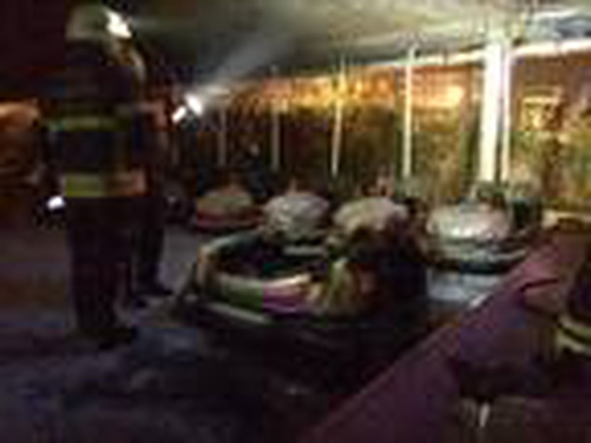Lunaparkta çarpışan araba yandı