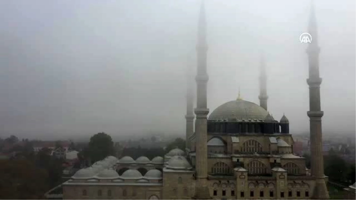 Selimiye Mosque covered in morning fog