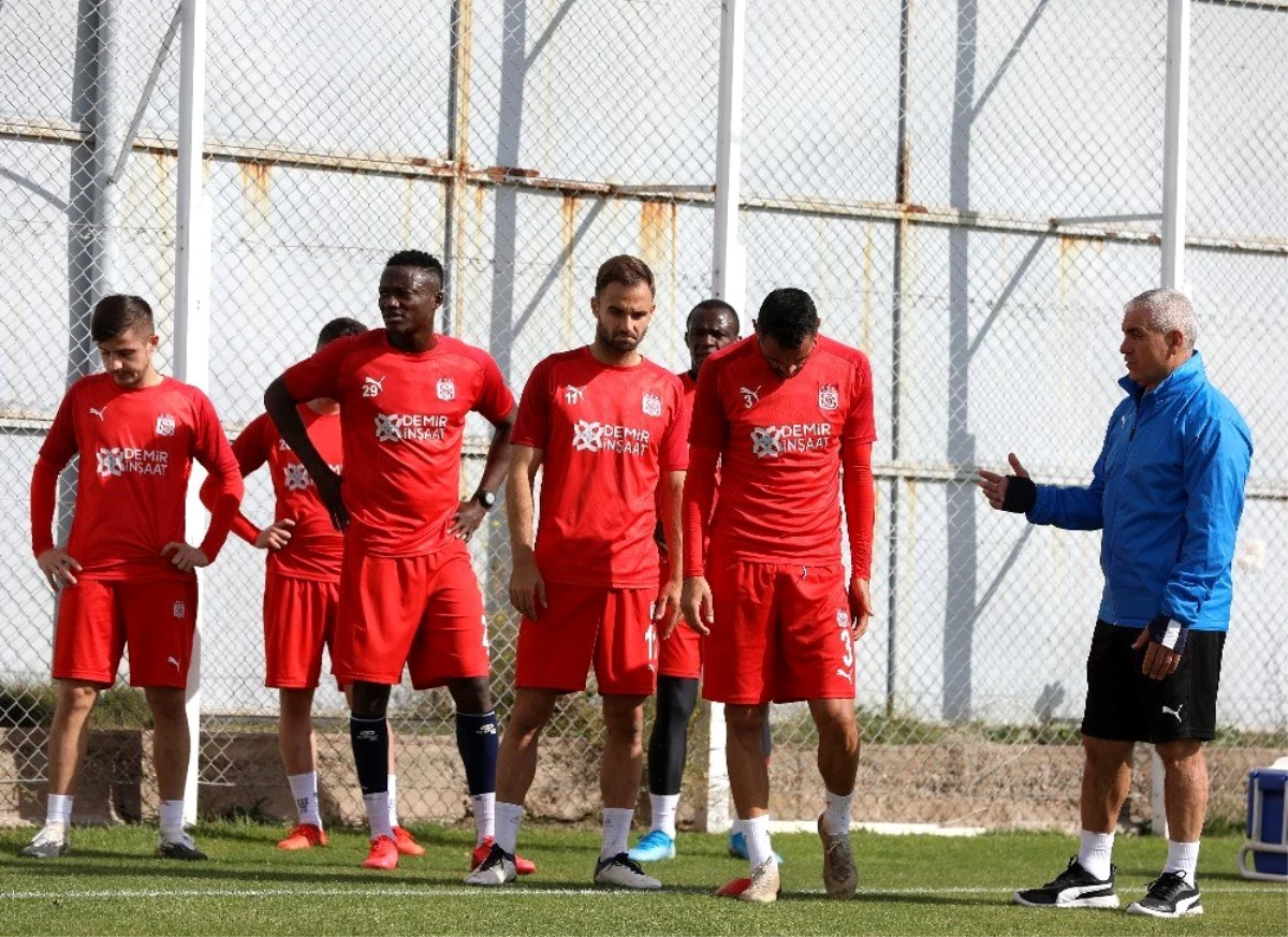 Sivasspor\'da Maccabi Tel-Aviv maçının hazırlıkları başladı