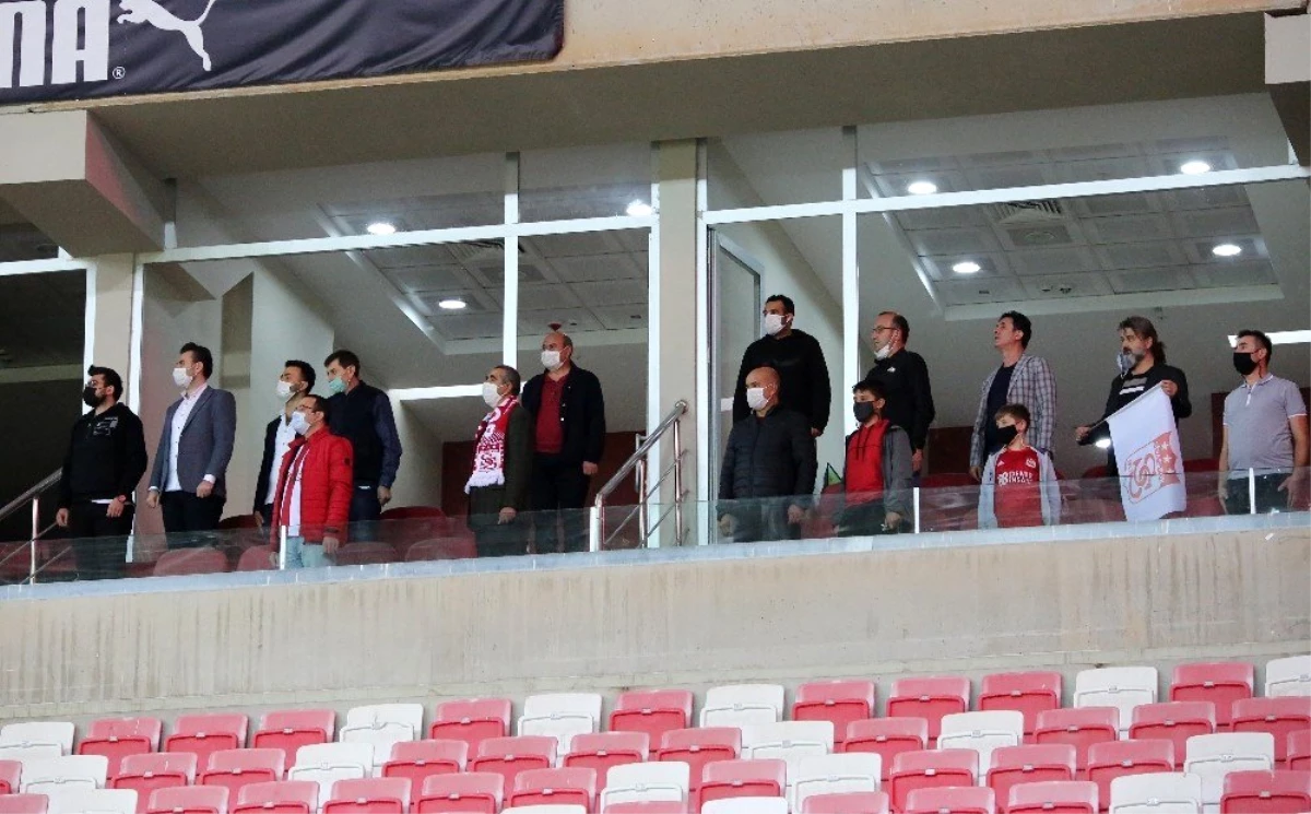Sivasspor: "Locaların yüzde 50\'si kadar seyirci alınacak"