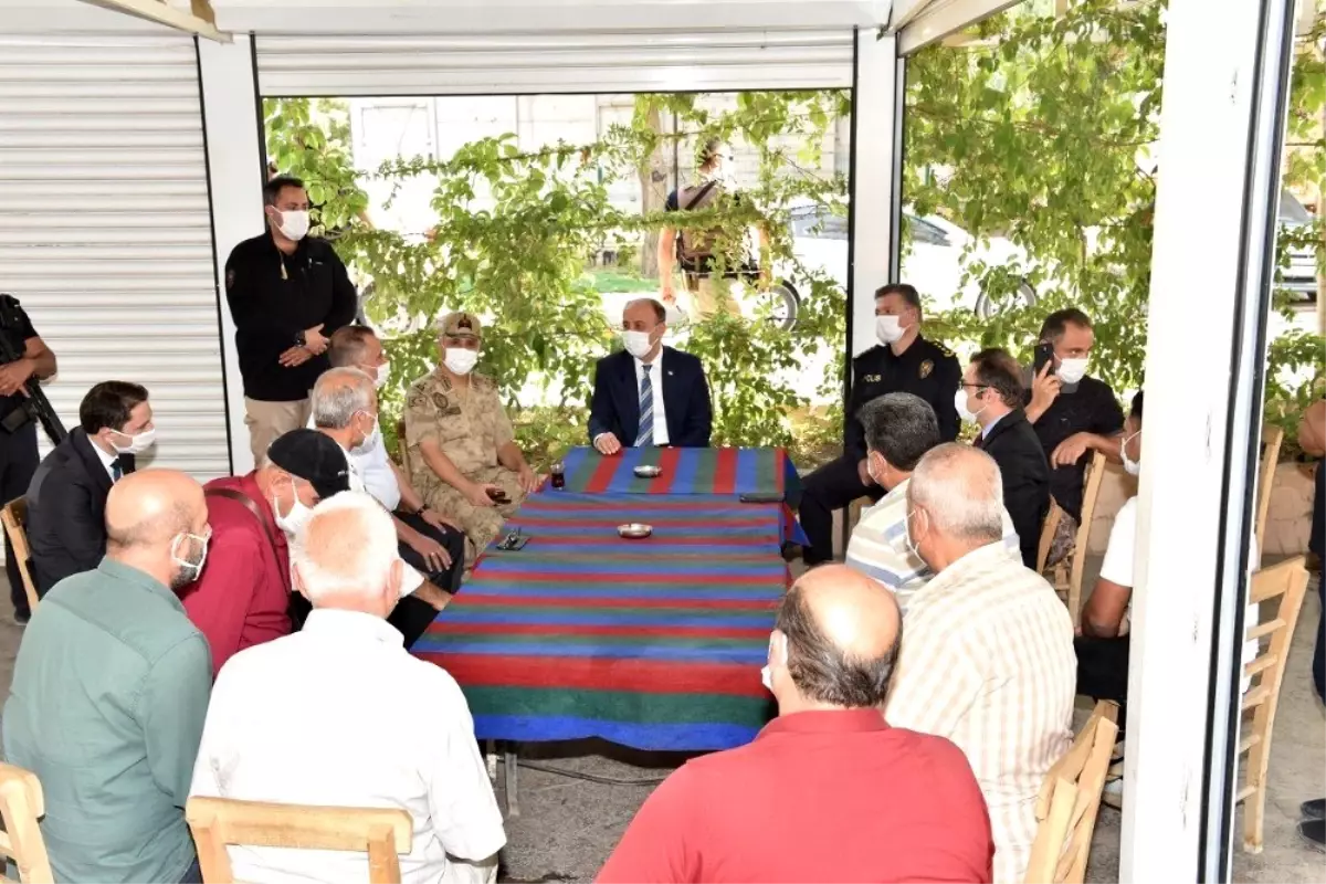 Vali Erin Ceylanpınar halkıyla bira raya geldi