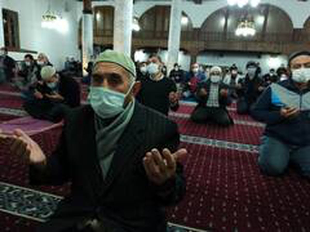 Afyonkarahisar\'da Mevlid Kandili huşu içinde geçti