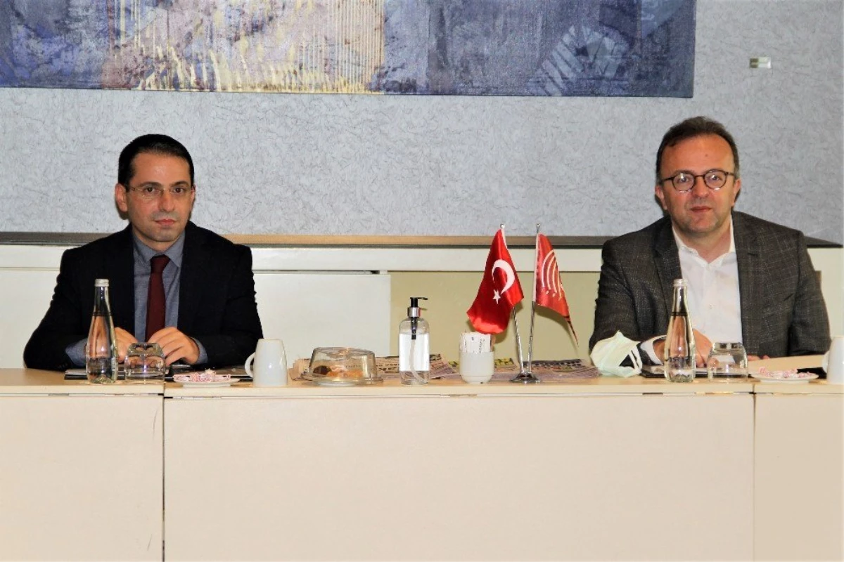 BİK Genel Müdürü Rıdvan Duran, İzmir\'deki gazete sahipleriyle buluştu
