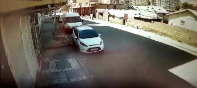 - Diyarbakır'da kaçak elektrik şebekesi yakalandı